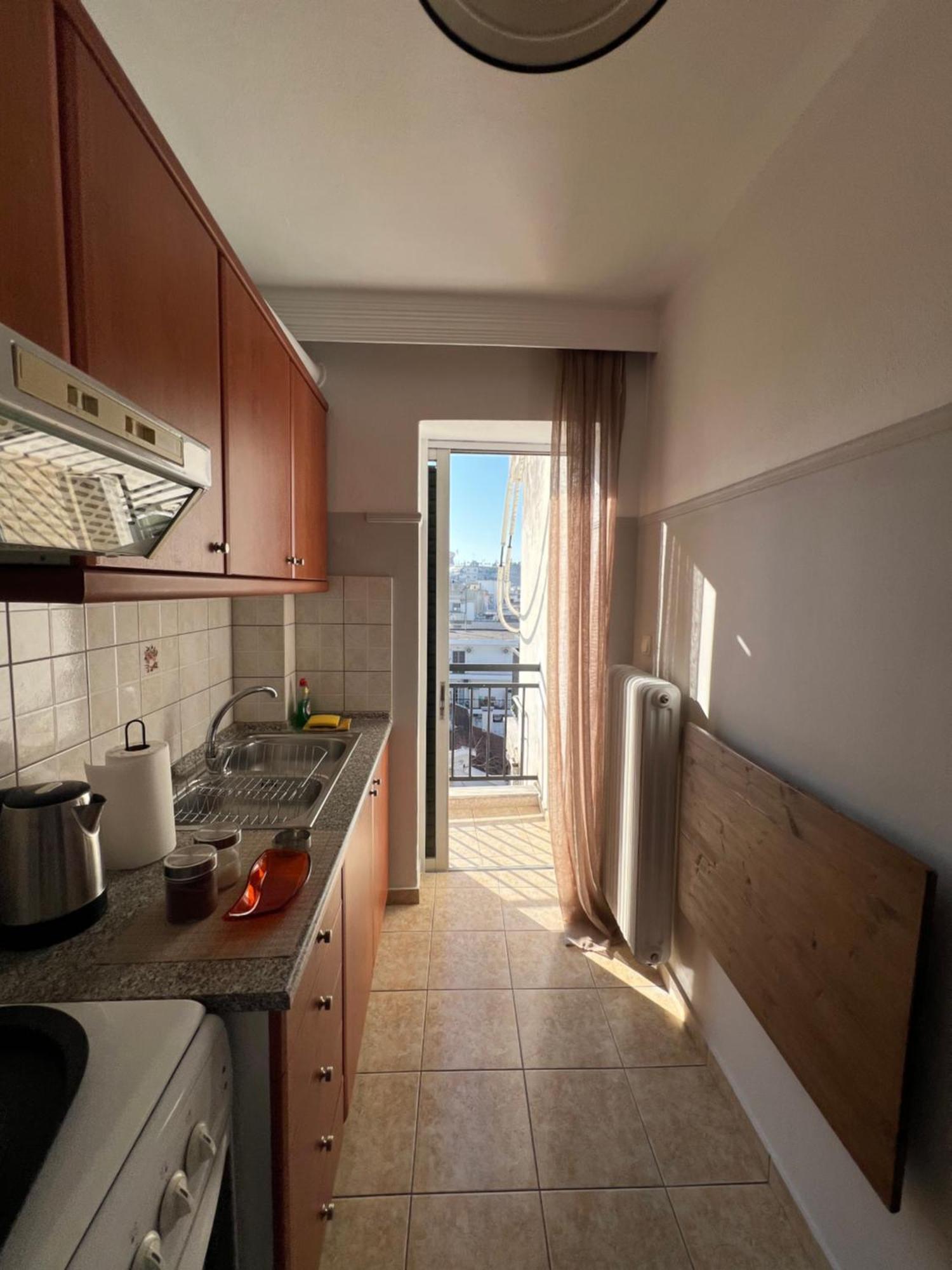 Rooftop Apartment Larissa Bagian luar foto